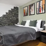 דירה Schoene In I Home2share באד הונף אם ריין
