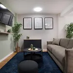 Schoene In I Home2share דירה *