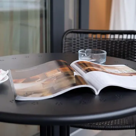 Schoene In I Home2share דירה