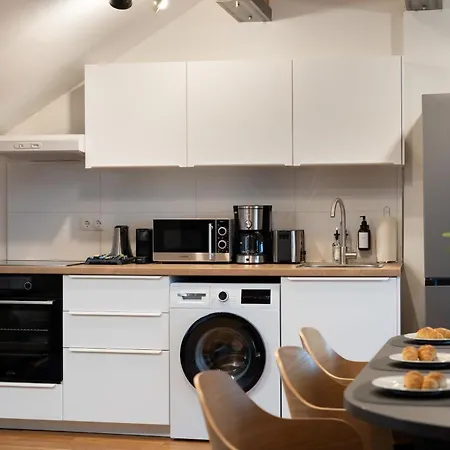 Schoene In I Home2share *