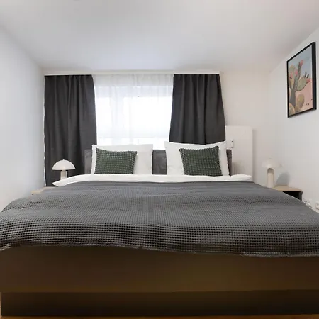 Schoene In I Home2share