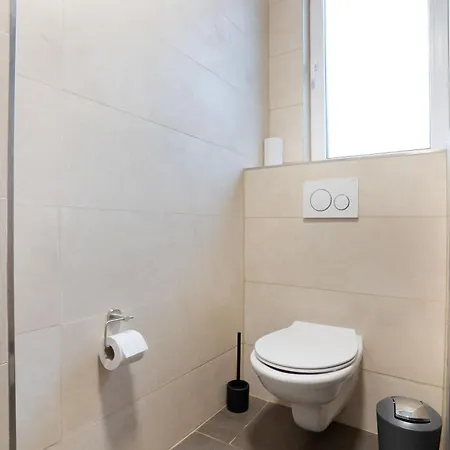 Schoene In I Home2share * باد هونيف ام راين
