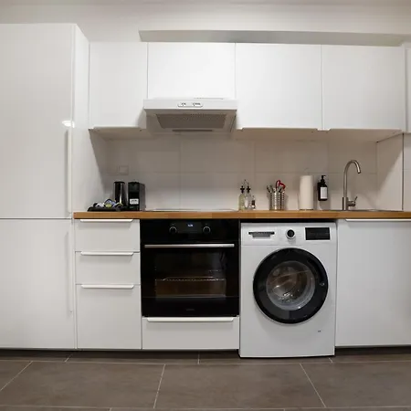 شقة Schoene In I Home2share