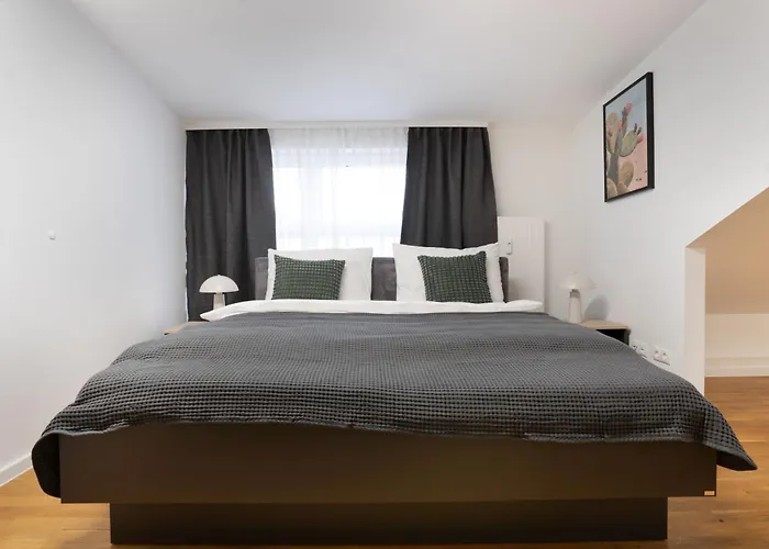 Schoene In I Home2share