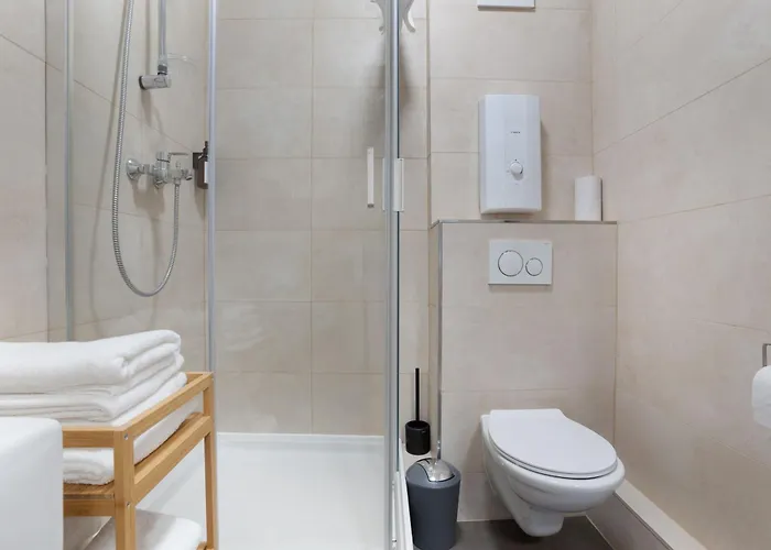 Schoene In I Home2share * باد هونيف ام راين