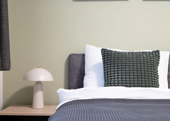 Schoene In I Home2share