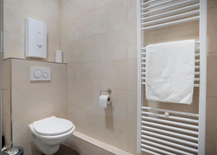 شقة Schoene In I Home2share