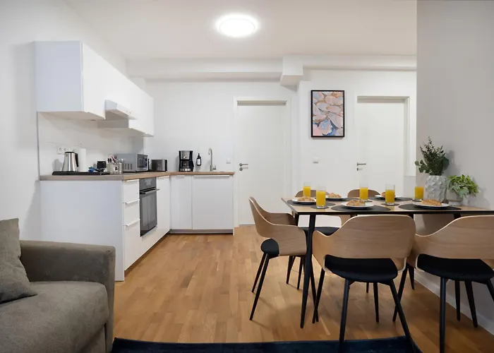 شقة Schoene In I Home2share *