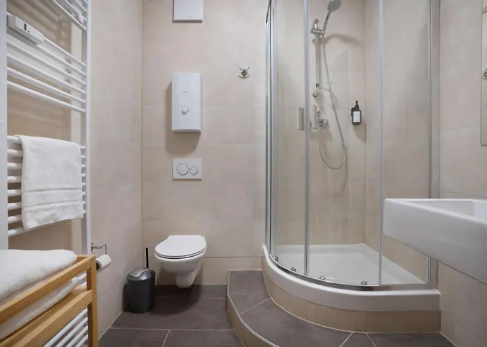 شقة Schoene In I Home2share *